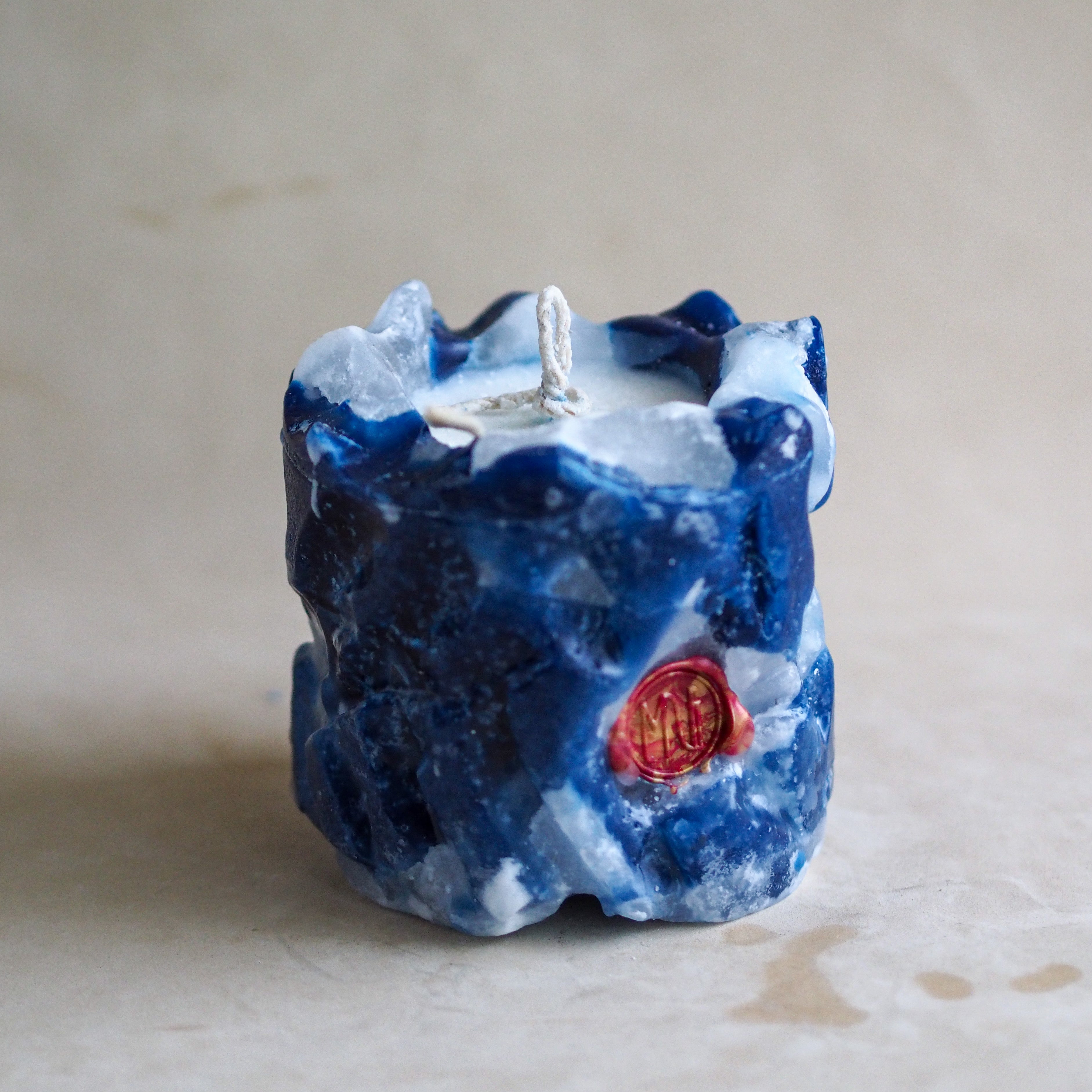 MINAI candle #0004
